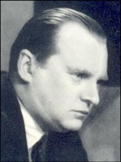 Articles about Alexander Alekhine by Edward Winter