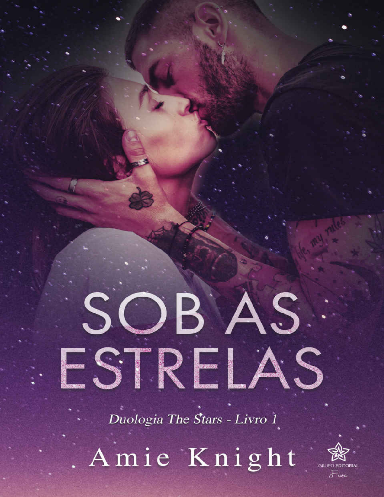 Amie Knight - Sob as Estrelas - Livros